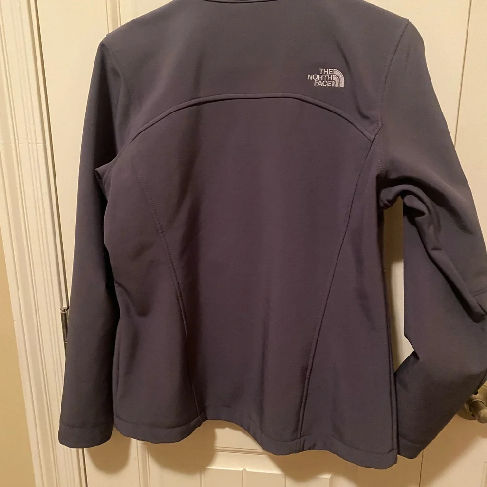 The North Face Women's Jacket -Gray with a hint of purple - Picture 2 of 3